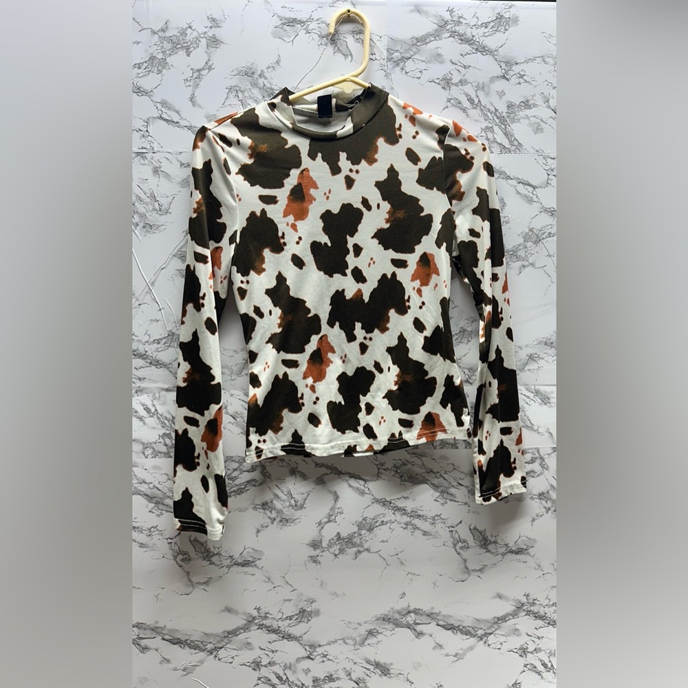 SHEIN Black and Brown Fitted Blouse